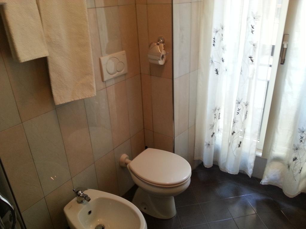 B&B Missi Rom Exteriör bild