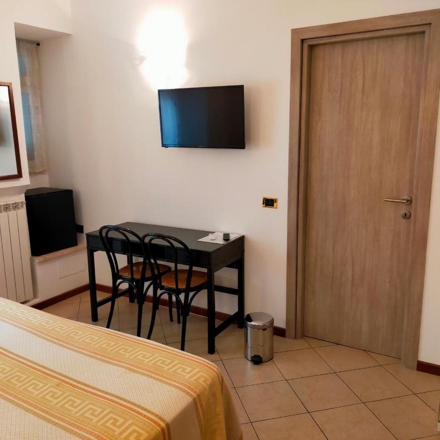 B&B Missi Rom Exteriör bild
