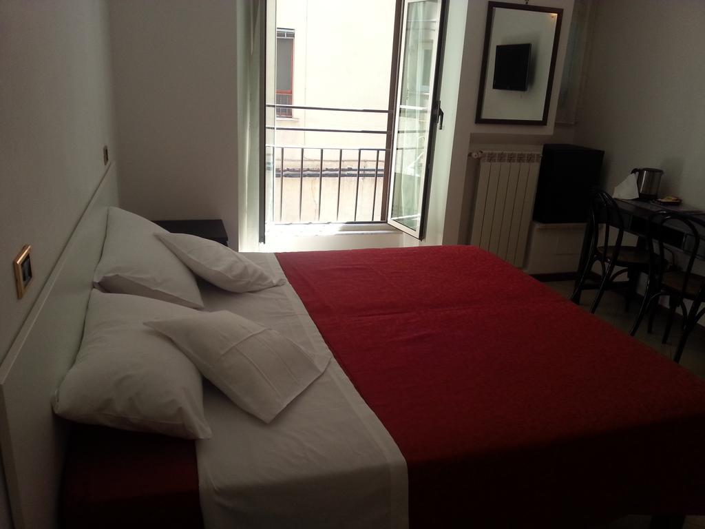 B&B Missi Rom Exteriör bild