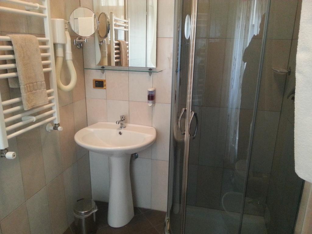 B&B Missi Rom Exteriör bild