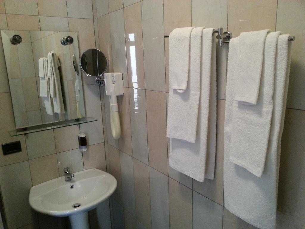 B&B Missi Rom Exteriör bild